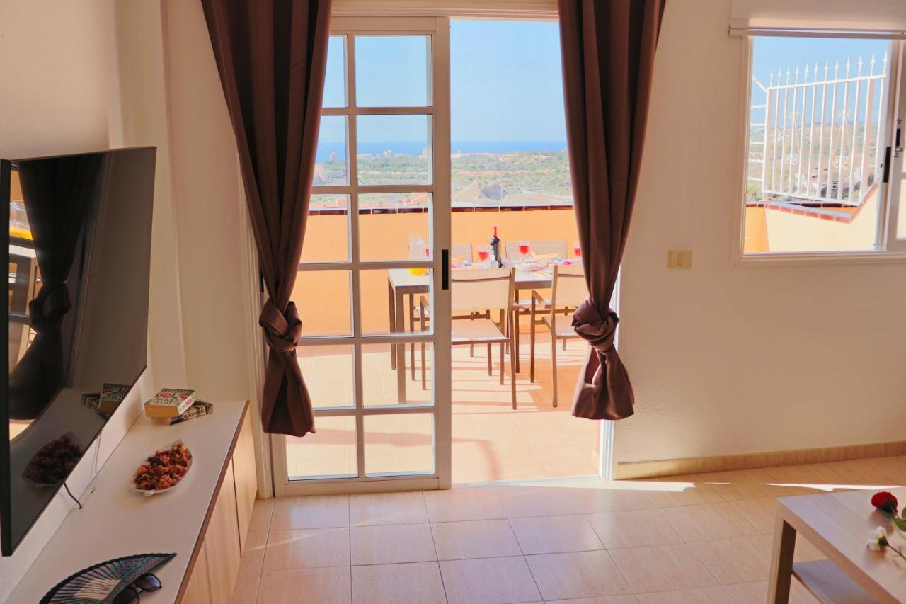 Sunset In The Heights Ocean View - Heated Pool Apartment Los Cristianos  Exterior photo